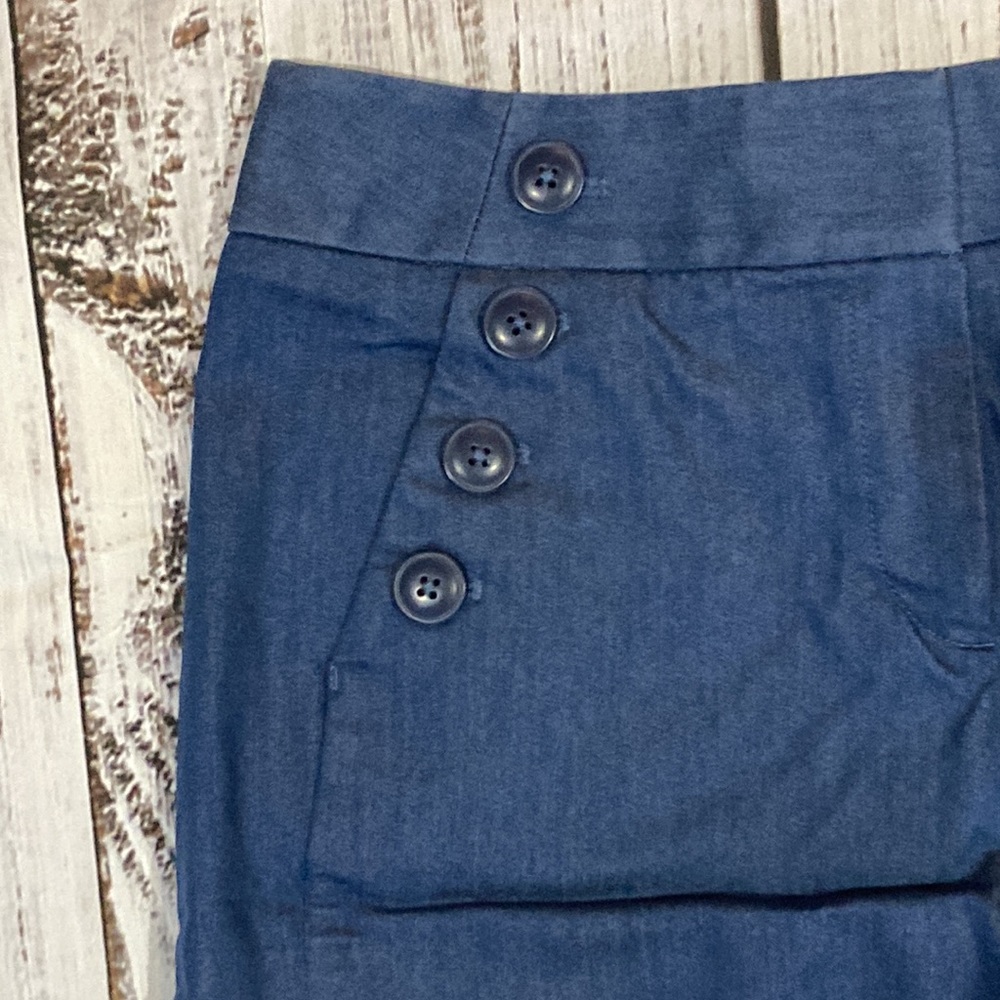 Loft Riviera Shorts - Picture 2 of 6